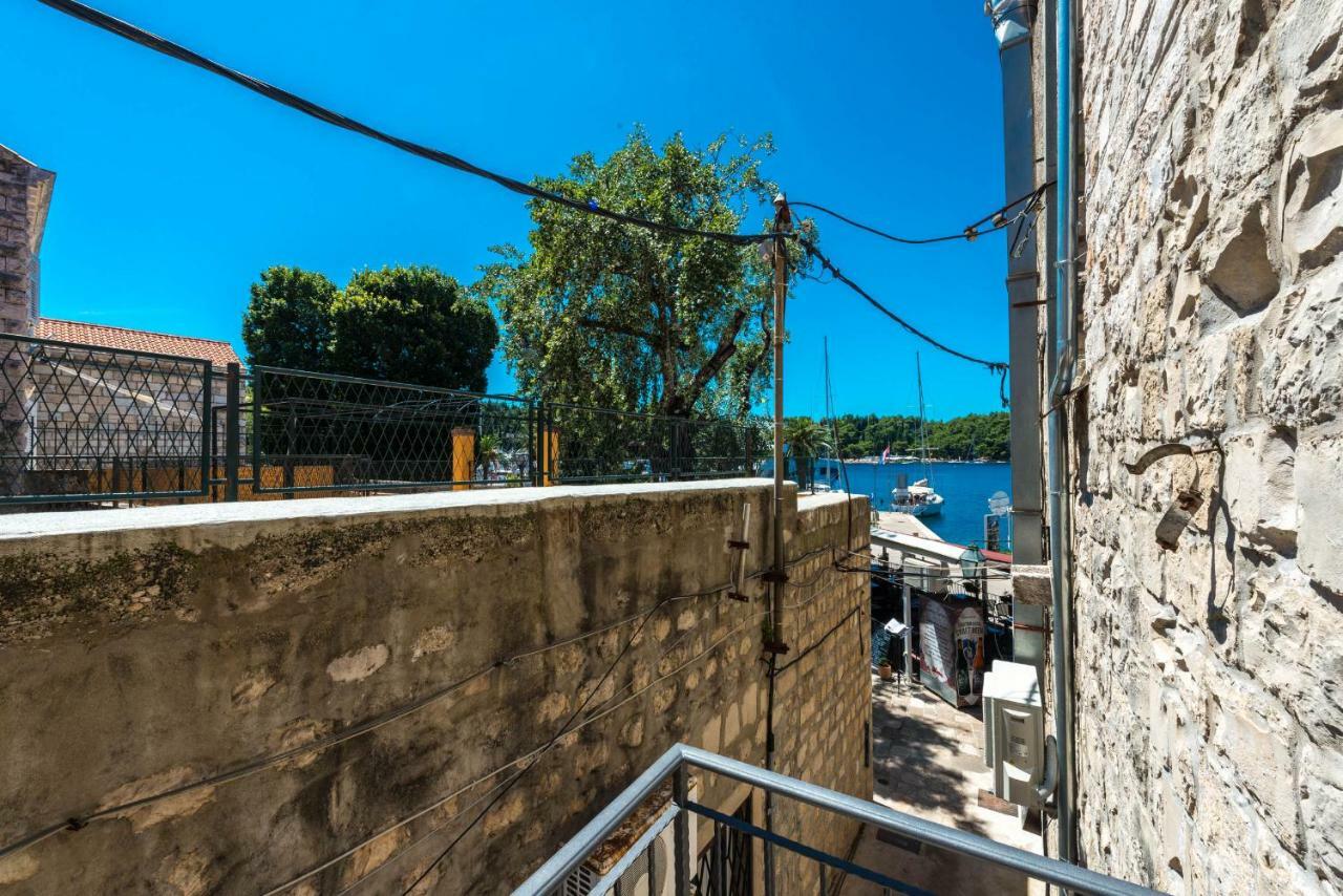 Sun And Stone Apartment Cavtat Exterior foto